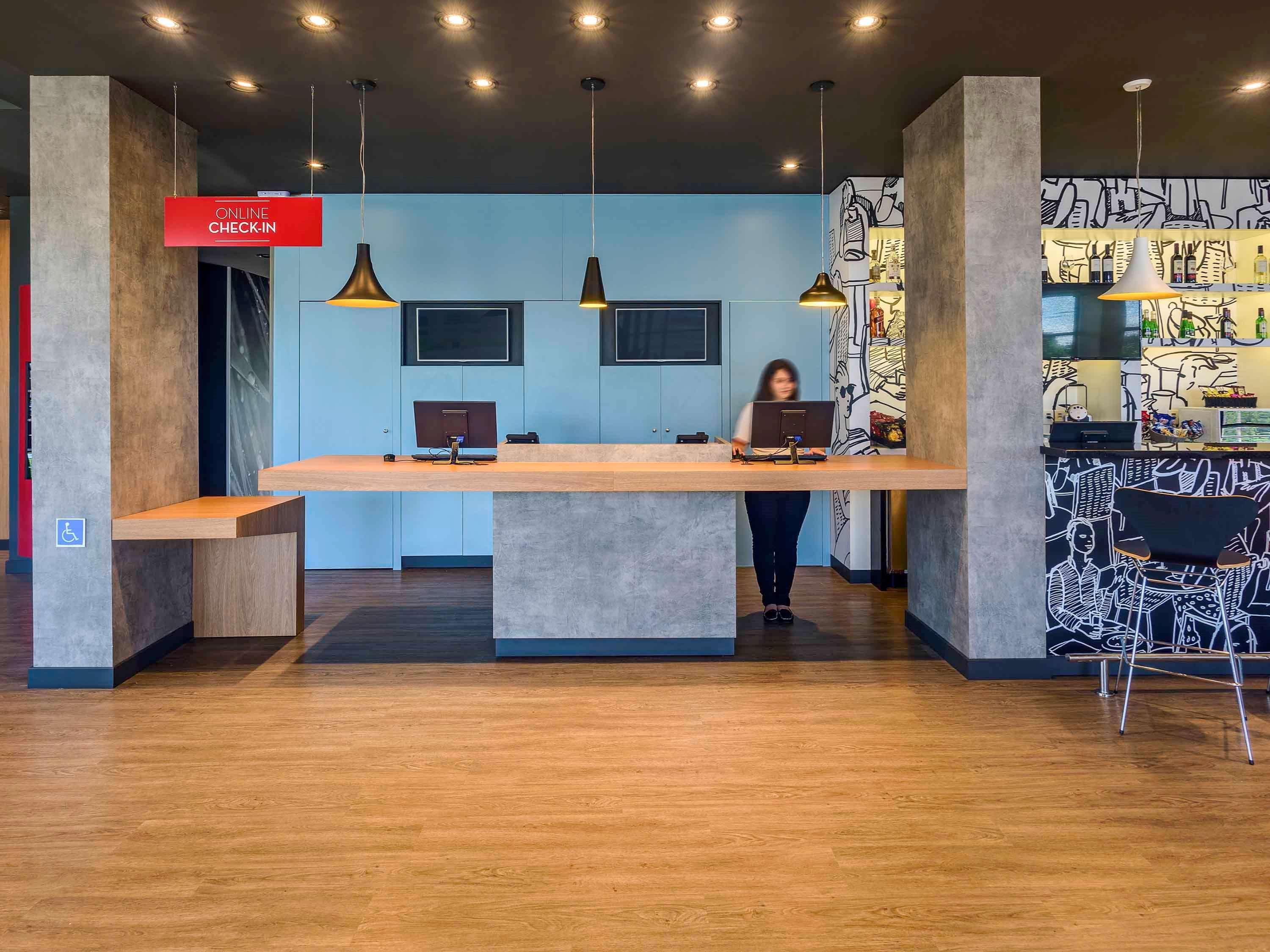 Ibis Guaiba Hotel ภายนอก รูปภาพ