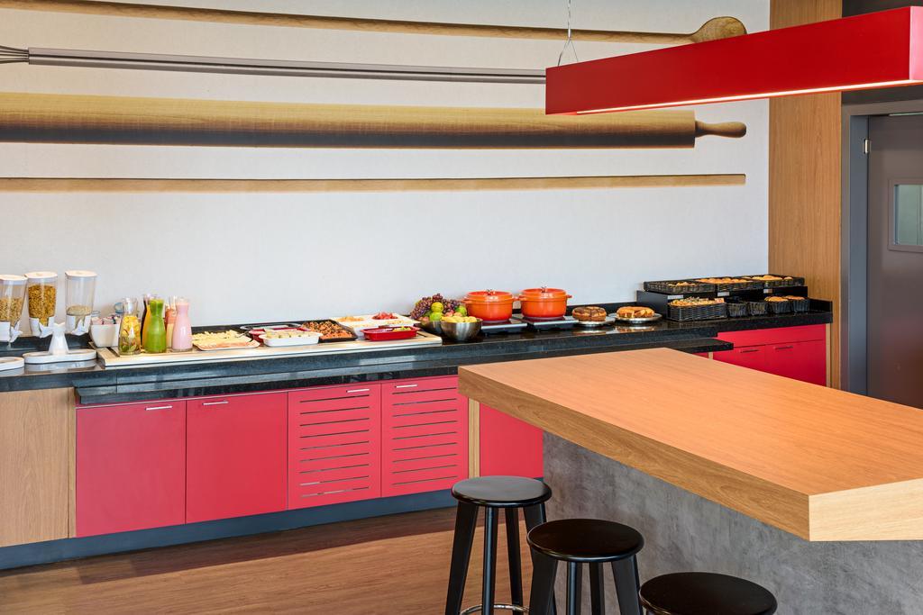 Ibis Guaiba Hotel ภายนอก รูปภาพ