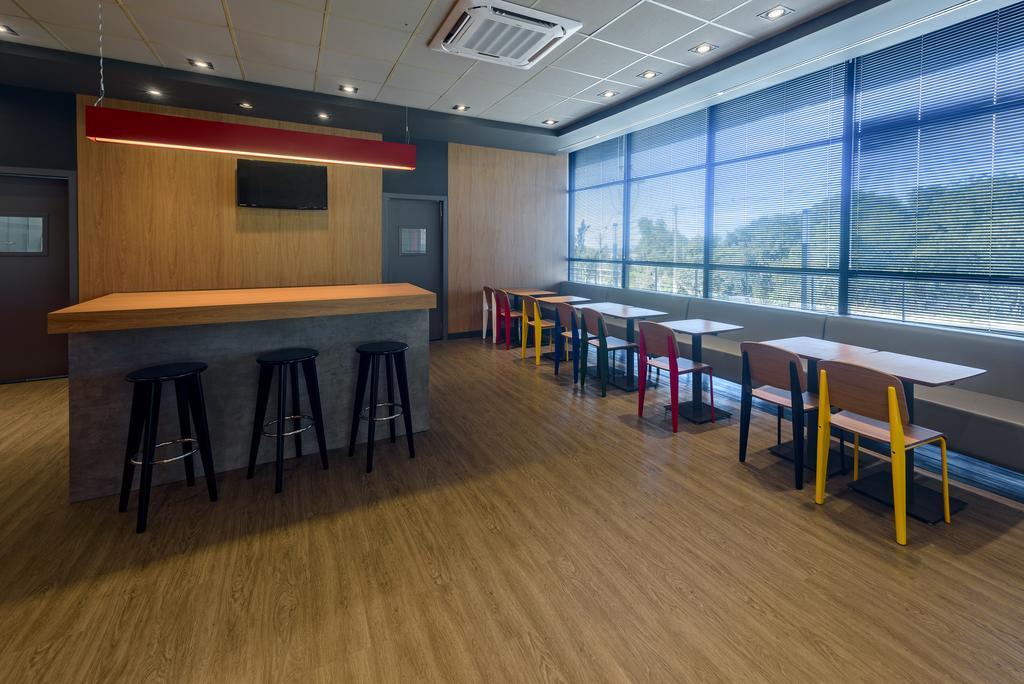 Ibis Guaiba Hotel ภายนอก รูปภาพ
