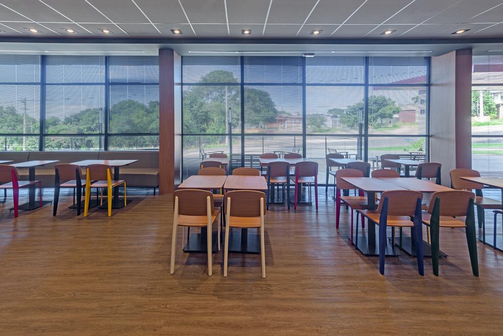 Ibis Guaiba Hotel ภายนอก รูปภาพ